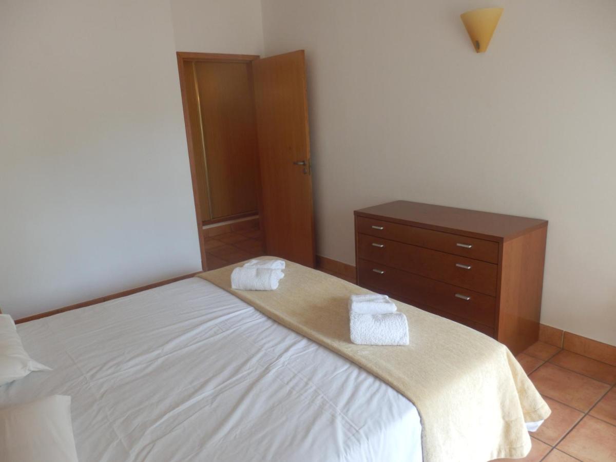 Bel Appartement Au Bord De La Mer De Porto De Mos Lagos Luaran gambar